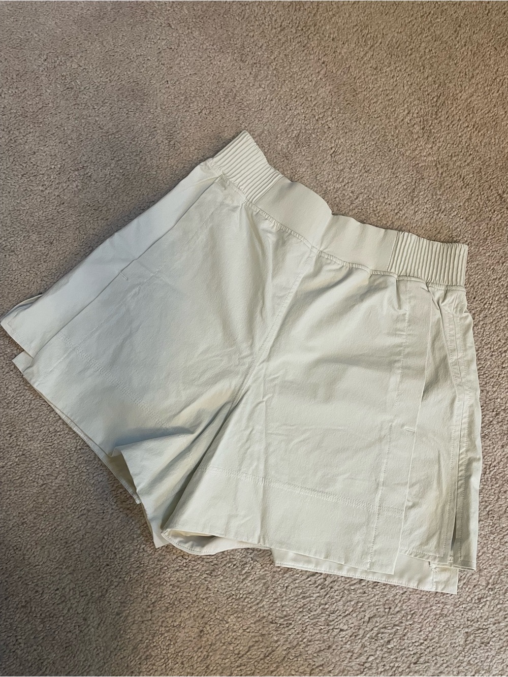 lululemon athletica Cream Elastic-Waist Skort